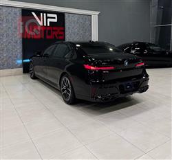 بي ام دبليو الفئة 7